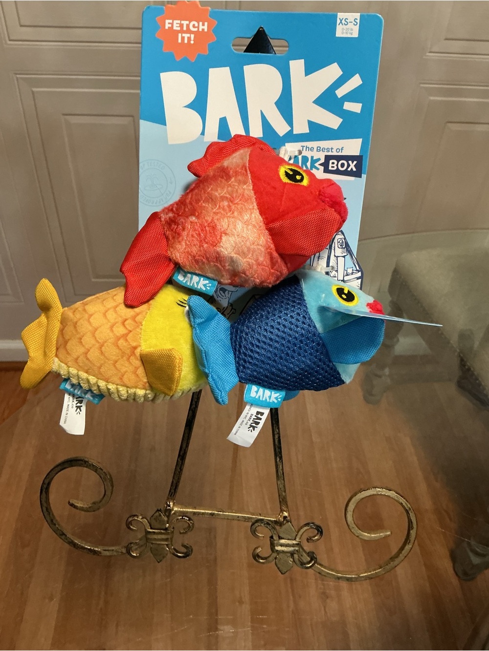 Brand New Set BarkBox The Groupers 3 Piece Squeaky Plush Dog Toys - Picture 5 of 5